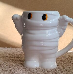 Hyde & EEK! Boutique - Target - MUMMY - Stoneware MUG